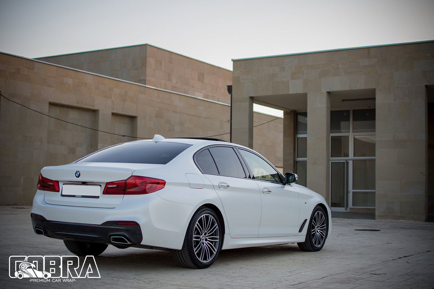 Bmw g30 white